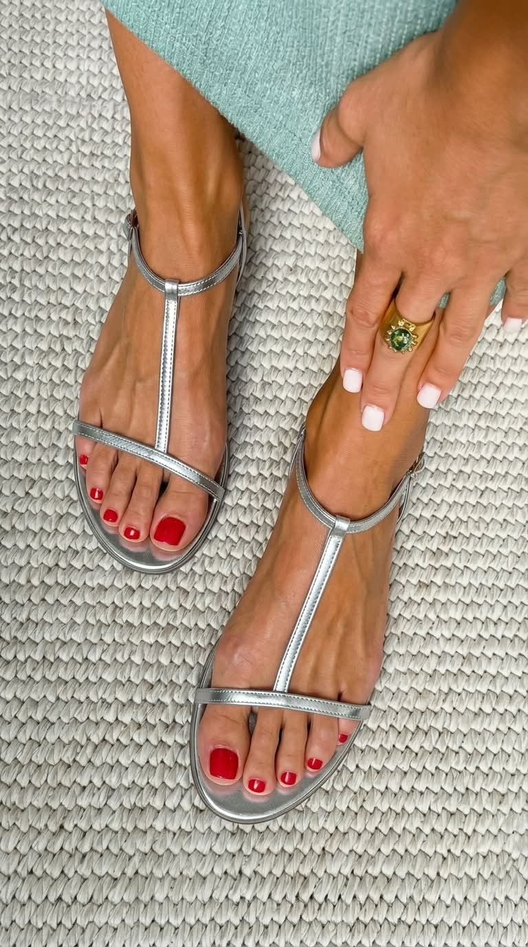 Rosalba – Elegant Gold Sandals